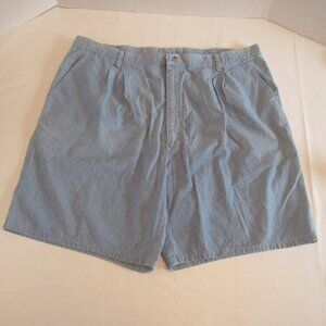 Timber Creek by Wrangler Pleated Front Denim Shorts Light Blue Wash Size 42